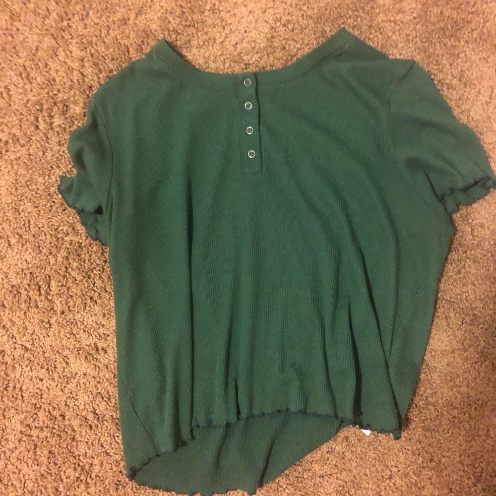 Green American eagle short sleeve shirt!